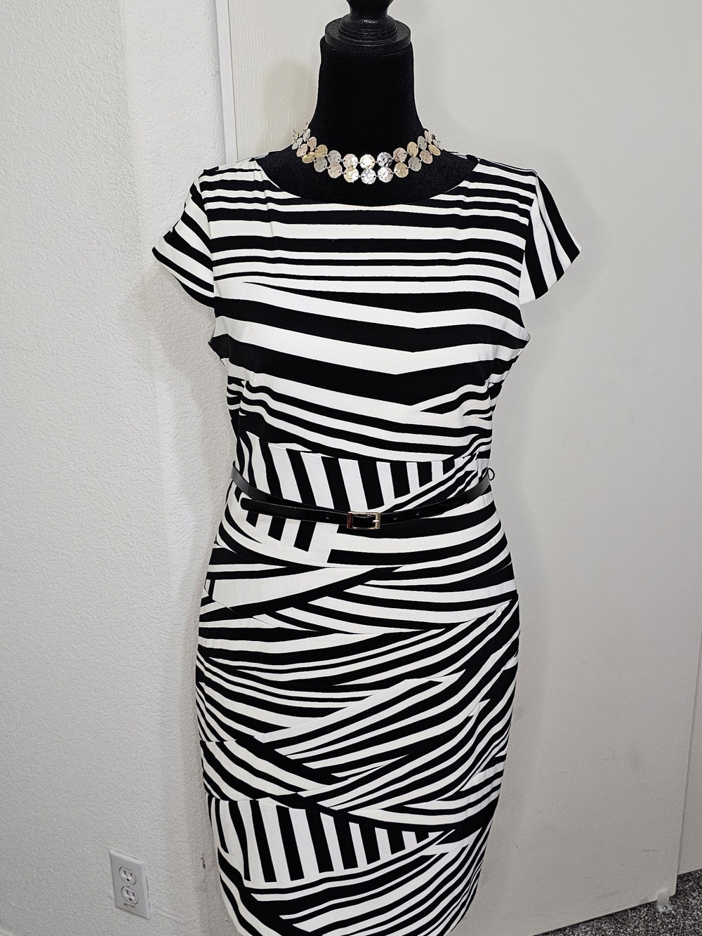 Alyx Black & White Abstract Gemetric Striped Sheath w/Belt Dress Sz 14